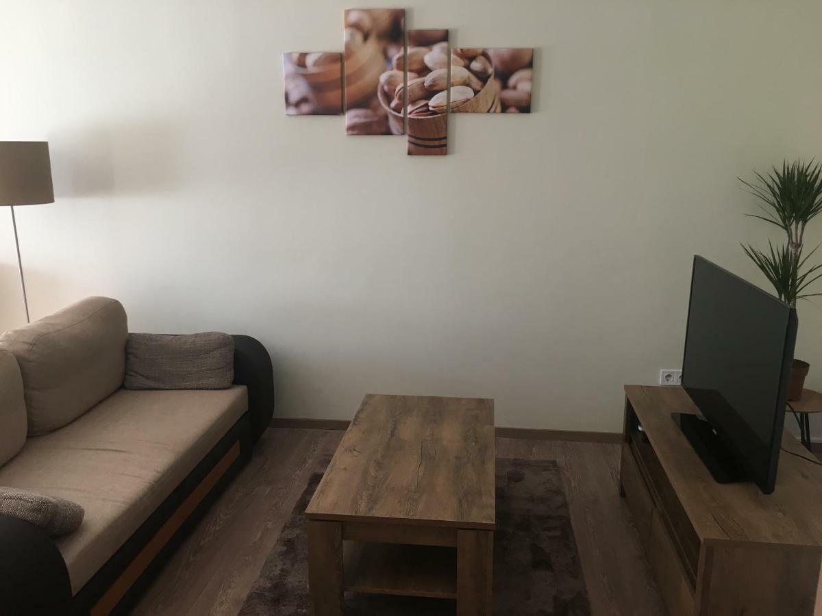 Pisztacia Apartman Leilighet Eger Eksteriør bilde