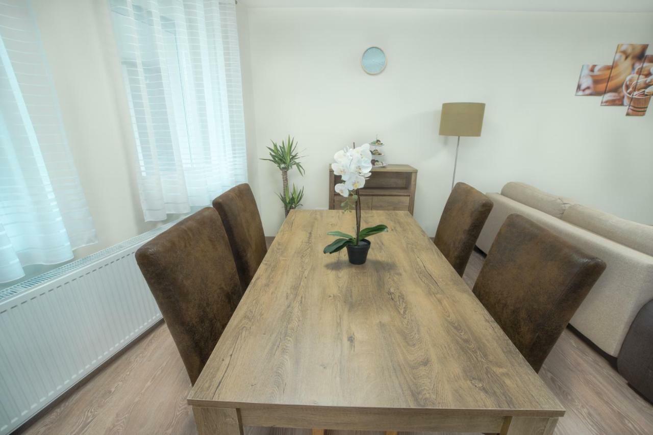 Pisztacia Apartman Leilighet Eger Eksteriør bilde